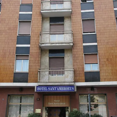 Hotel Mokinba Sant'ambroeus 3*