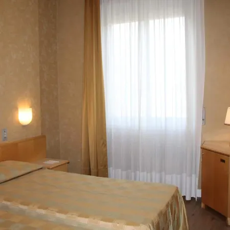 Hotel Mokinba Sant'ambroeus