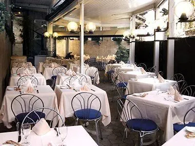Mokinba Sant'ambroeus 3* Milano