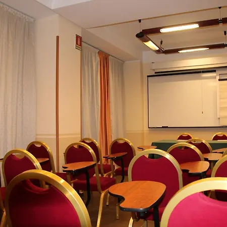 Mokinba Sant'ambroeus Hotel 3*