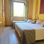 Mokinba Sant'ambroeus Hotel