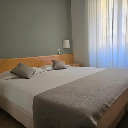 Mokinba Sant'ambroeus Hotel