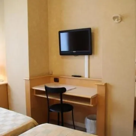 Mokinba Sant'ambroeus 3*