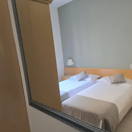 Mokinba Sant'ambroeus 3* 米兰