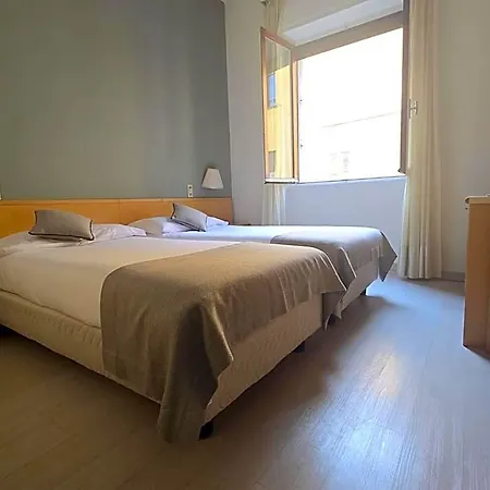 Mokinba Sant'ambroeus Hotel Milán