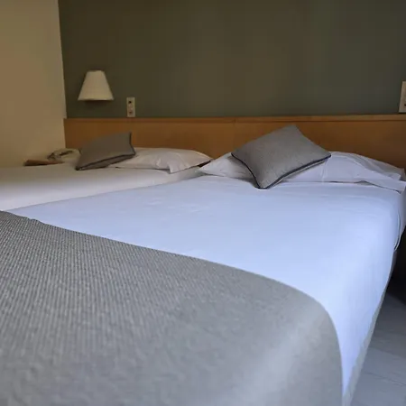 Mokinba Sant'ambroeus Hotel
