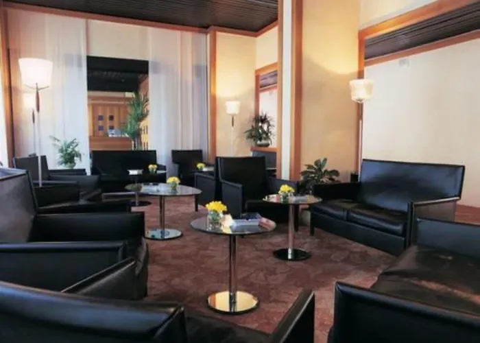 Mokinba Sant'ambroeus 酒店 3*