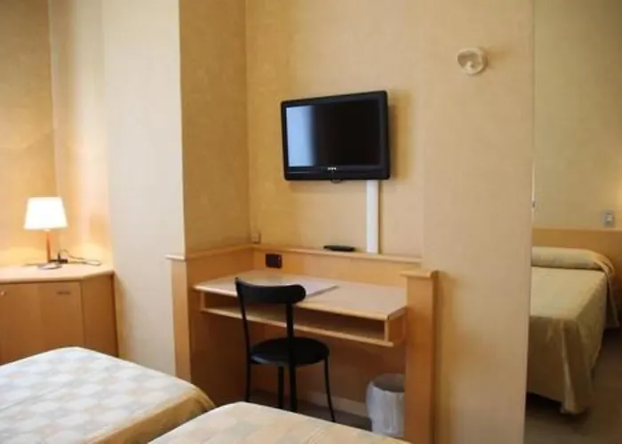 Mokinba Sant'ambroeus 3*