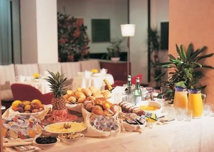 Mokinba Sant'ambroeus 3*