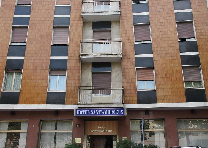 酒店 Mokinba Sant'ambroeus 3*