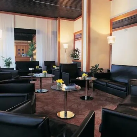 Mokinba Sant'ambroeus Hotel 3*