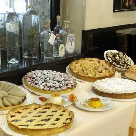 Hotel Mokinba Sant'ambroeus 3*
