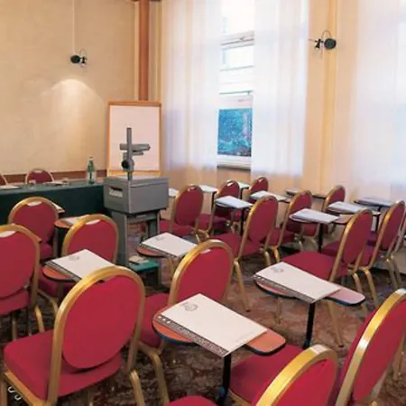 Mokinba Sant'ambroeus Hotel