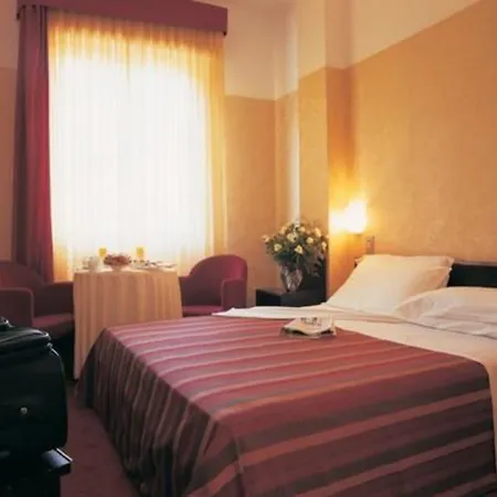 Ξενοδοχείο Mokinba Sant'ambroeus 3*
